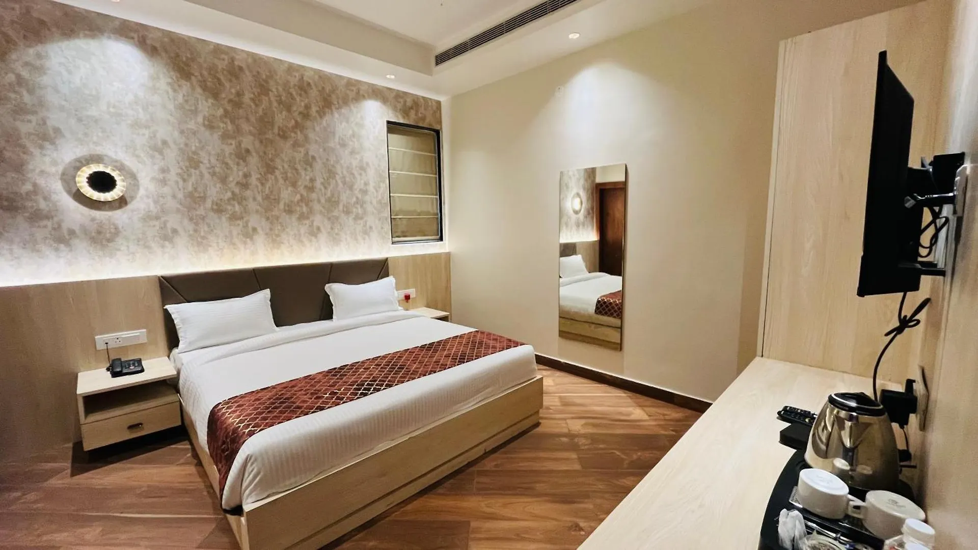 ****  Four Leaf Hotel Arjuna Manor, Varanasi Indien