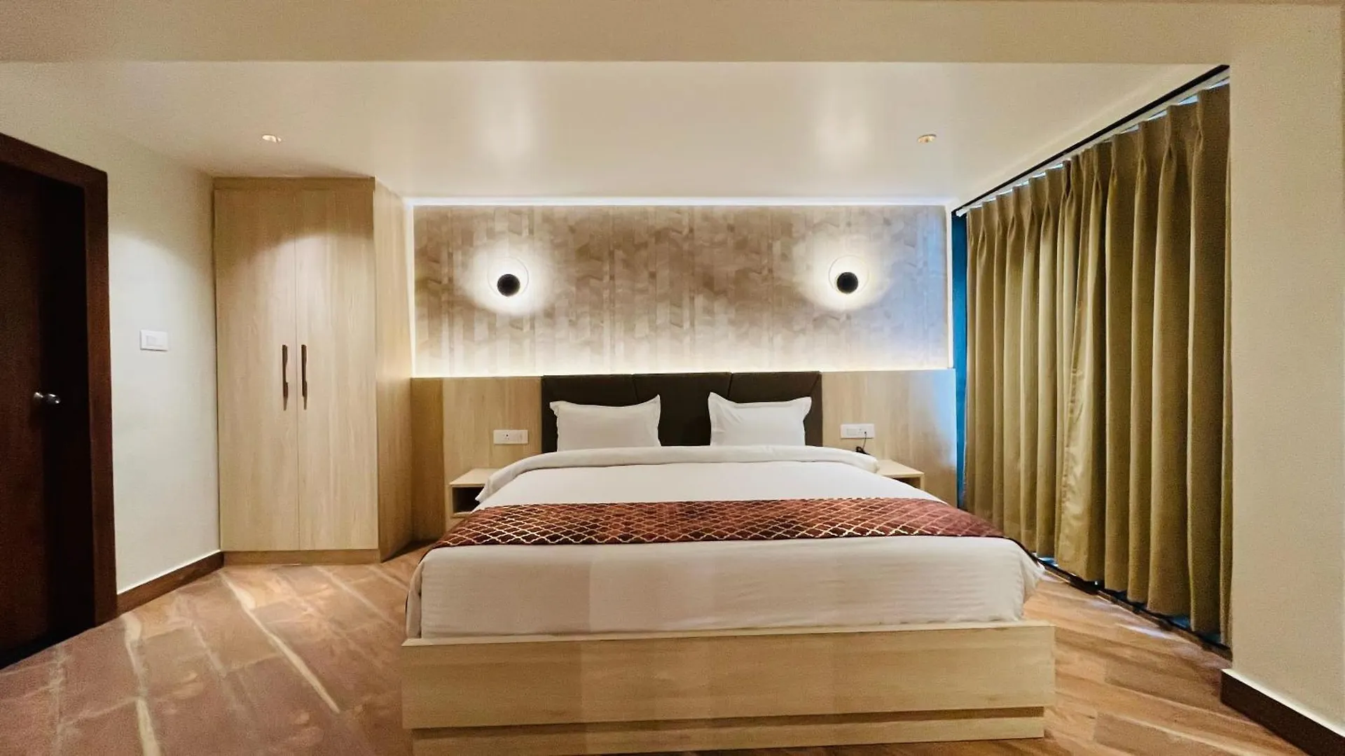 Four Leaf Hotel Arjuna Manor, Varanasi